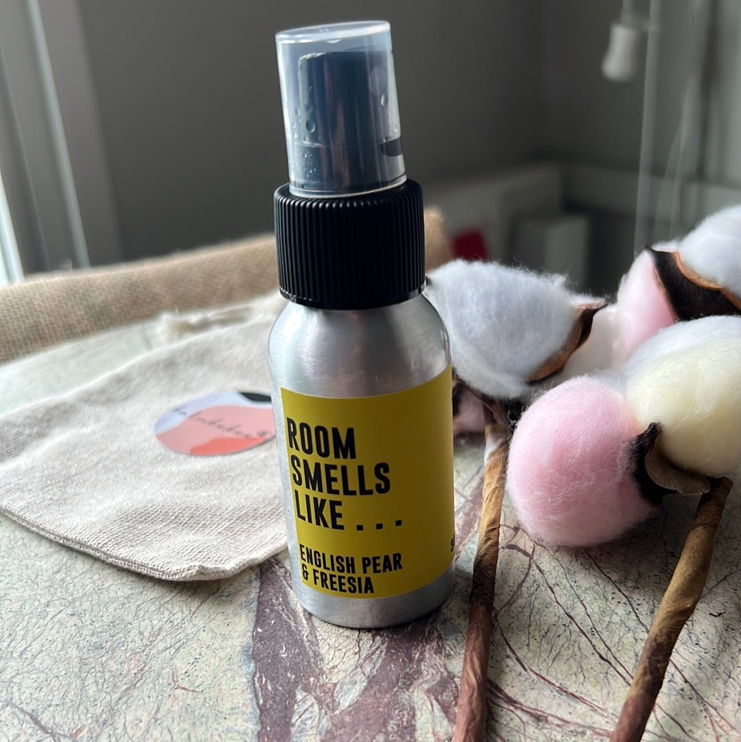 Room Smells Like.. English Pear & Freesia